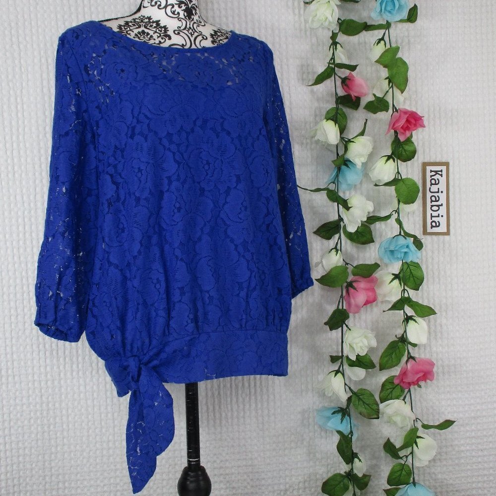 MADISON Lace Top NWT Size Medium